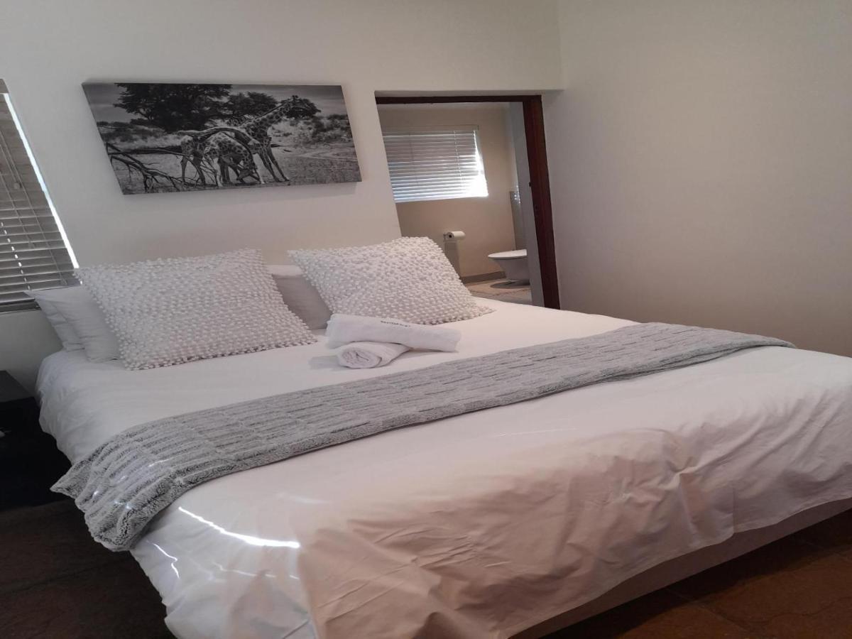 Paddabult Self Catering Cottages Paarl Exterior photo